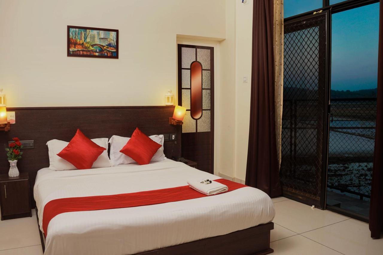 Paddyfield Inn Mananthavady Exterior photo
